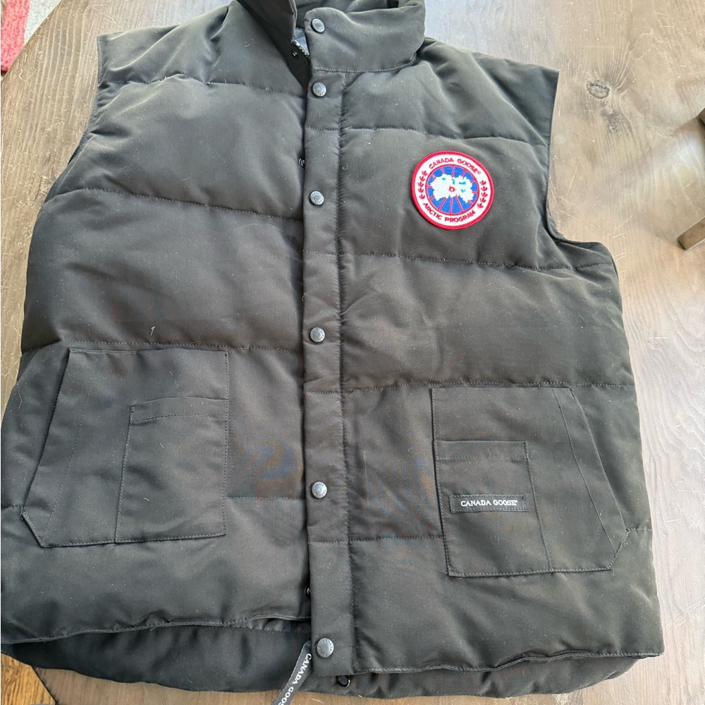 Canada Goose Black Puffer Vest